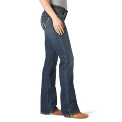 Wrangler Women's Shiloh Ultimate Riding Jean -Cinc Clothing Shop 10WRS40YE 2