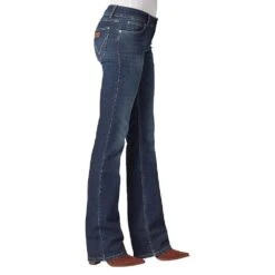 Wrangler Women's Retro Mae Bootcut Jeans -Cinc Clothing Shop 112321491 02