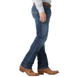 Wrangler Men's 20X NO.44 Slim Fit Jeans -Cinc Clothing Shop 112322494 02
