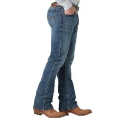 Wrangler Men's 20X No. 42 Vintage Bootcut Jeans -Cinc Clothing Shop 112323415 02