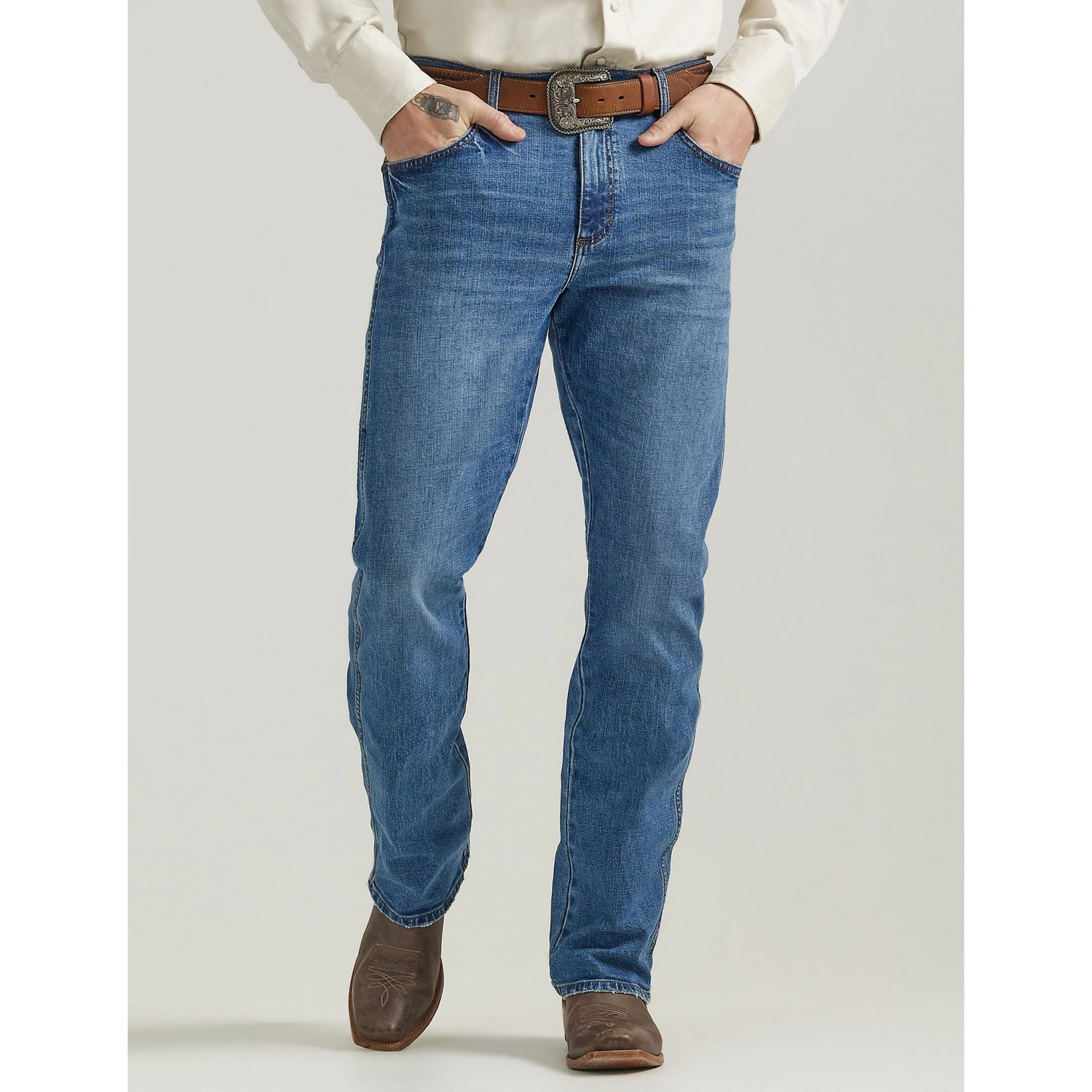 Wrangler Retro Men's Relaxed Fit Bootcut Jeans 4 Wrangler Retro Men's Relaxed Fit Bootcut Jeans - Image 2