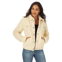 Wrangler Women'sRetro Cozy Sherpa Snap Jacket