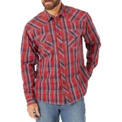 Wrangler Men's 20X Competition Red And White Plaid Snap Shirt