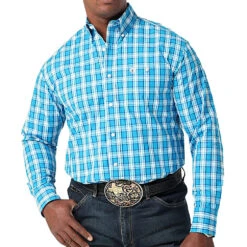 Wrangler Men's Plaid Two Pocket Button-down