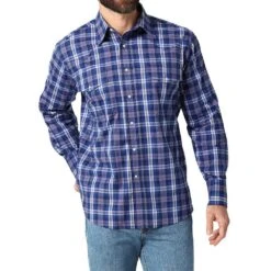 Wrangler Men's Wrinkle Resist Blue Plaid Long Sleeve Snap Shirt