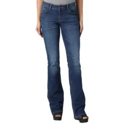Wrangler Women's Essential Bootcut Jean
