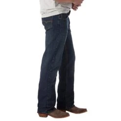 Wrangler Men's 20X NO.33 Extreme Relaxed Fit Appleby Jean -Cinc Clothing Shop 33MWXAB 3