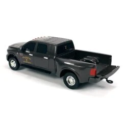 Big Country Toys Yellowstone John Dutton's Ram 3500 Truck -Cinc Clothing Shop 61uQtykBZsL