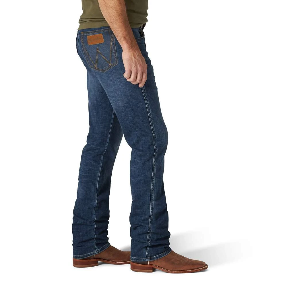Wrangler Men's Retro 88 Slim Straight Jeans 5 Wrangler Men's Retro 88 Slim Straight Jeans - Image 3