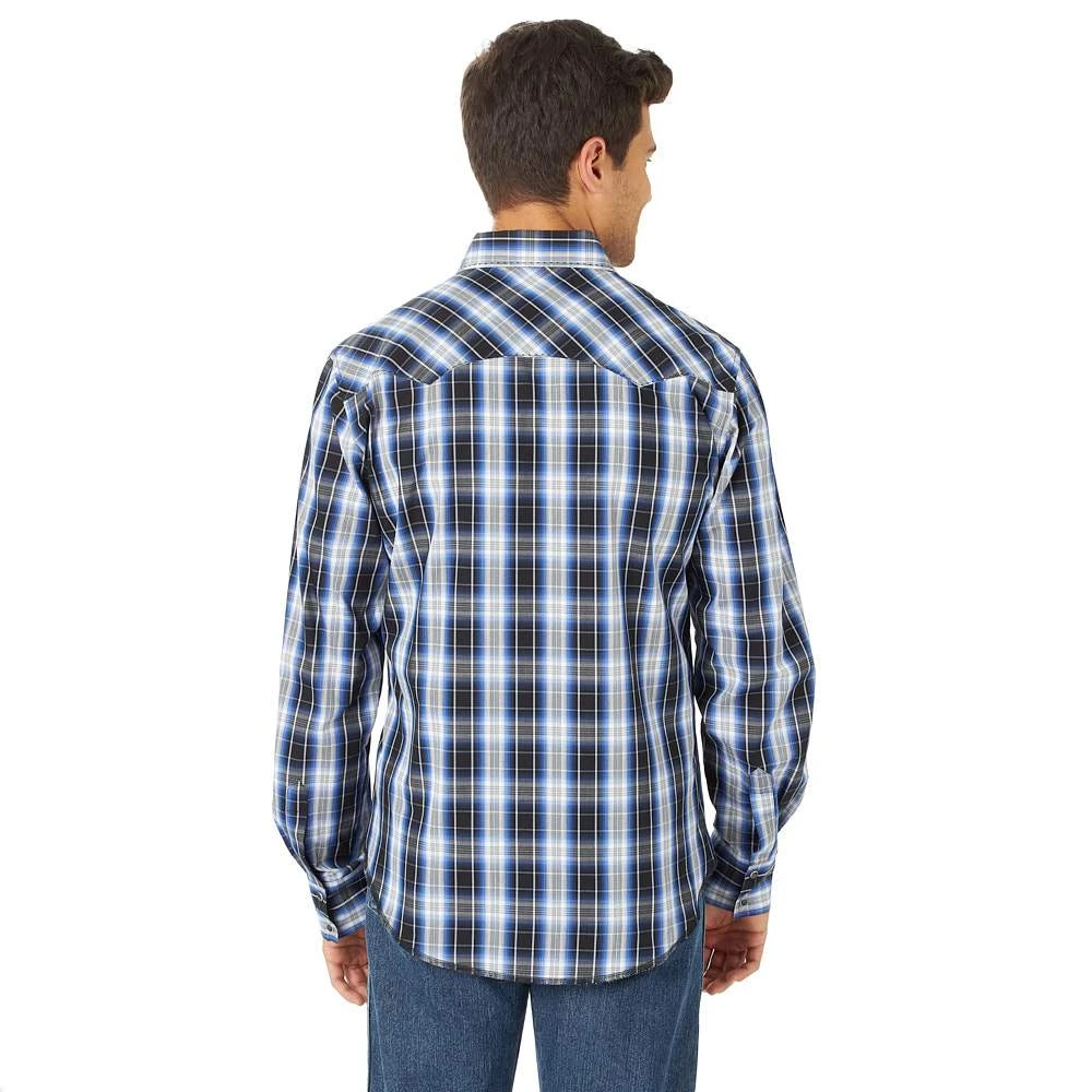 Wrangler Men's Long Sleeve Blue And Black Plaid Snap Shirt 4 Wrangler Men's Long Sleeve Blue And Black Plaid Snap Shirt - Image 2